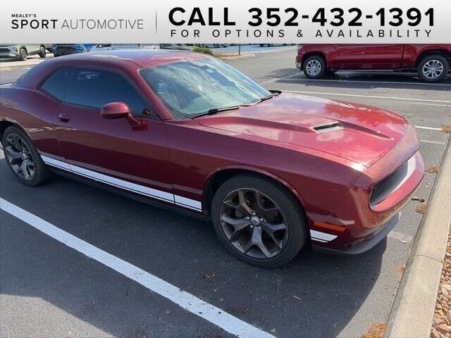 2017 DODGE Challenger