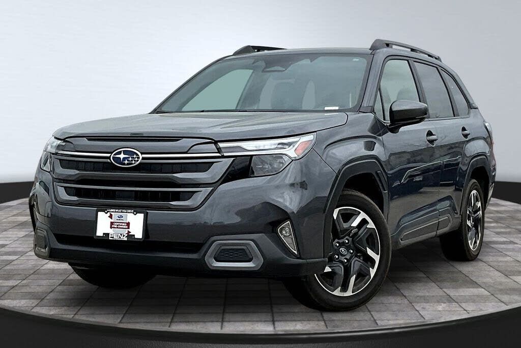 2025 SUBARU Forester