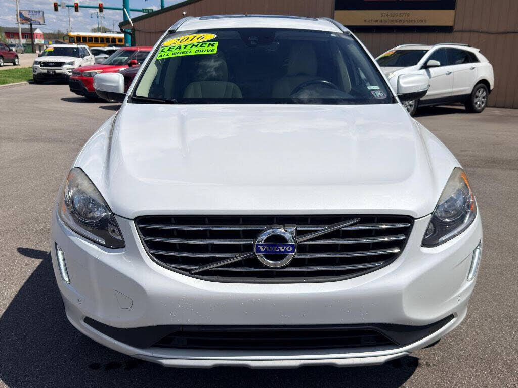 2016 VOLVO XC60