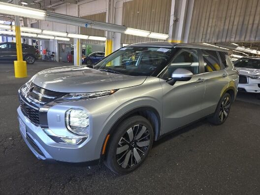 2025 MITSUBISHI Outlander
