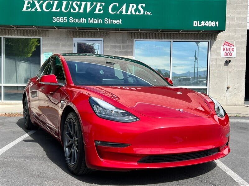 2018 TESLA Model 3