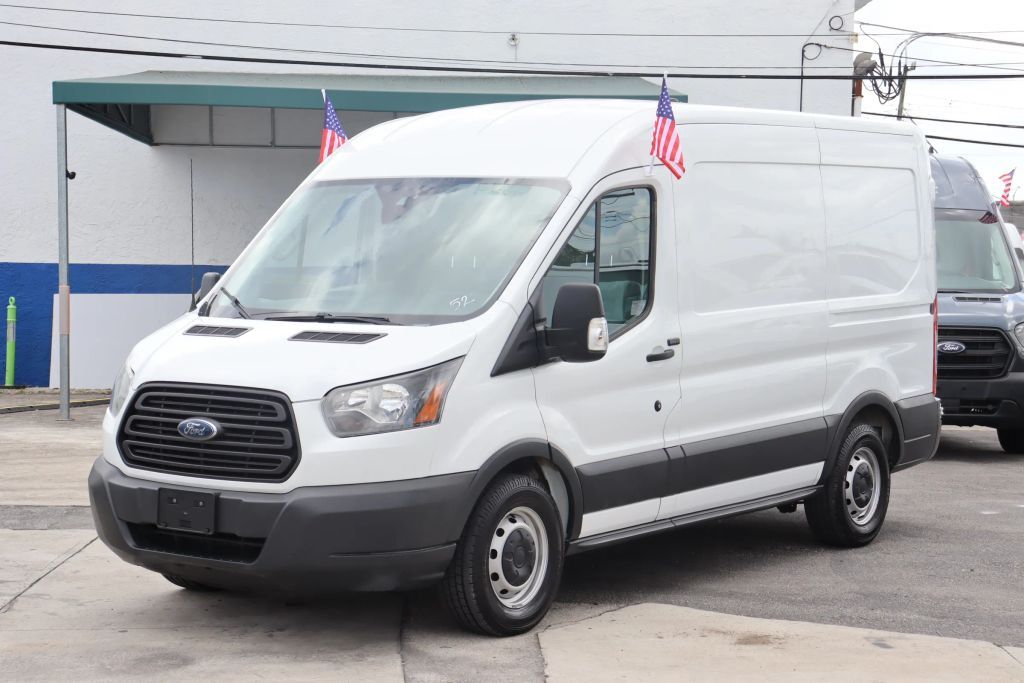 2018 FORD Transit