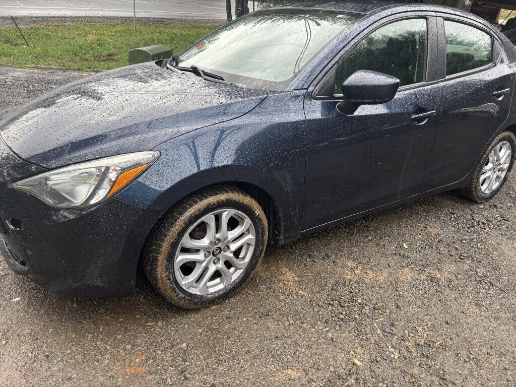 2018 TOYOTA Yaris