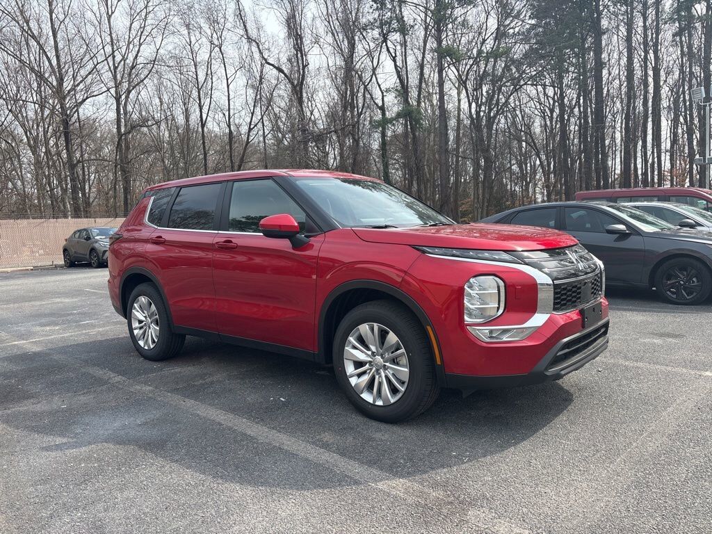 2026 MITSUBISHI Outlander