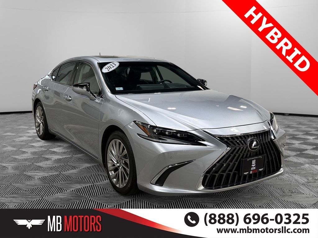 2023 LEXUS ES