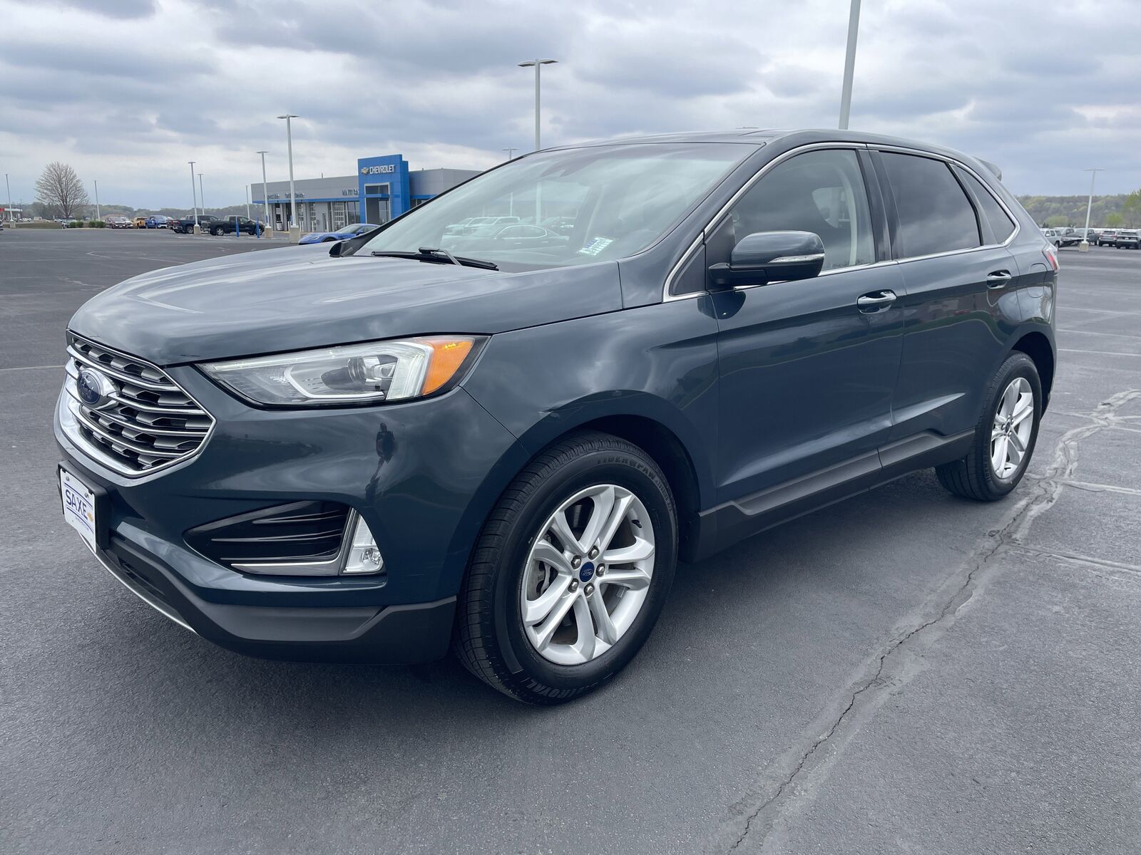 2019 FORD Edge