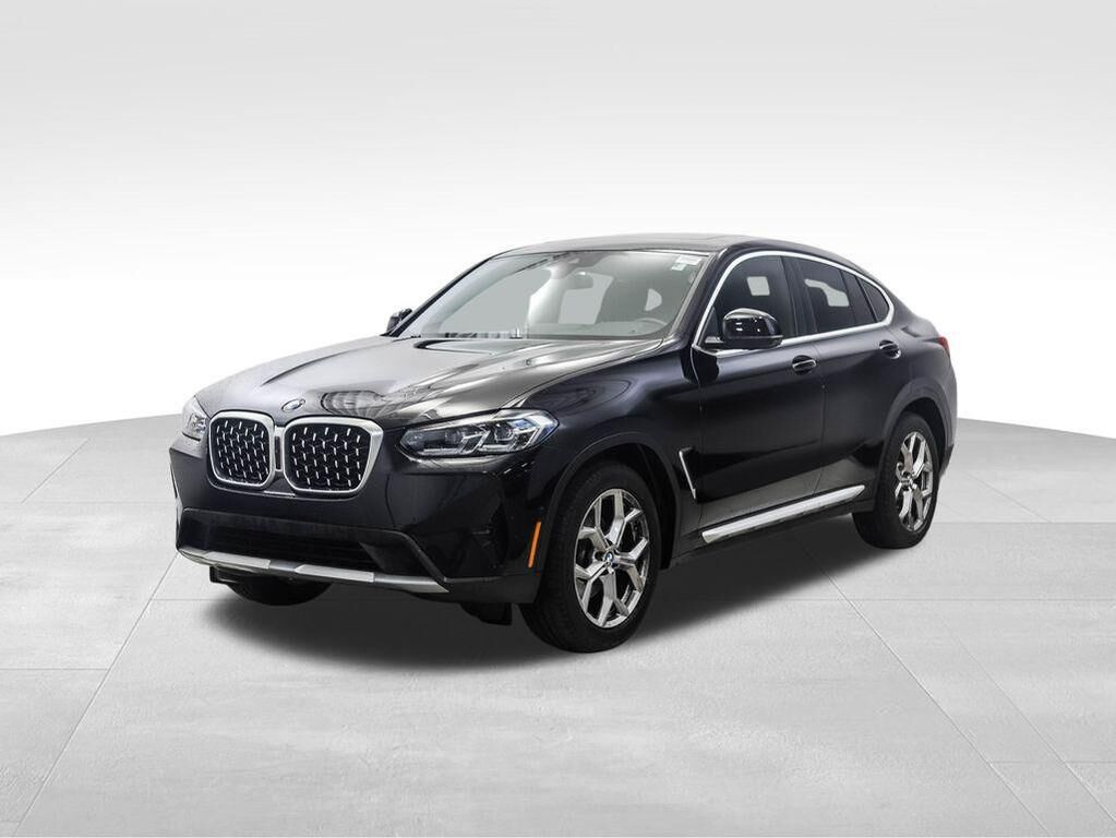 2023 BMW X4