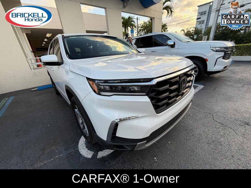 2025 HONDA Pilot