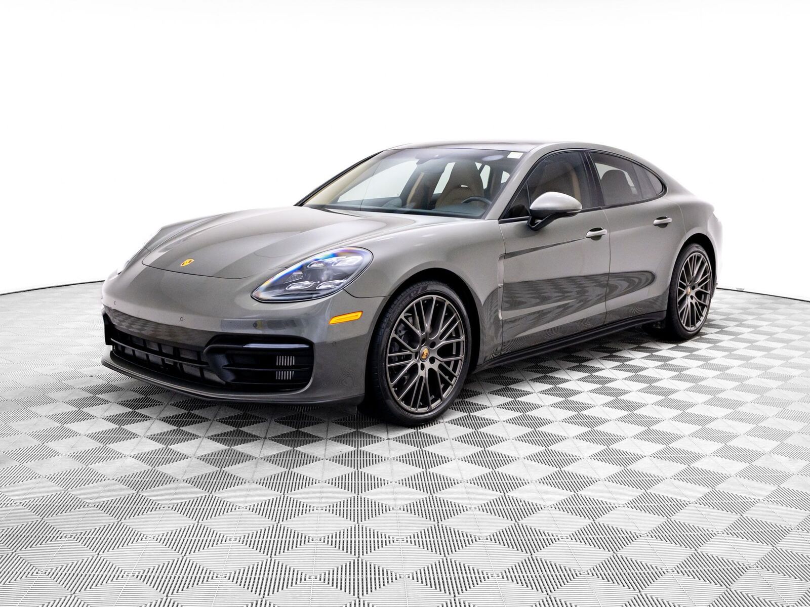 2022 PORSCHE Panamera