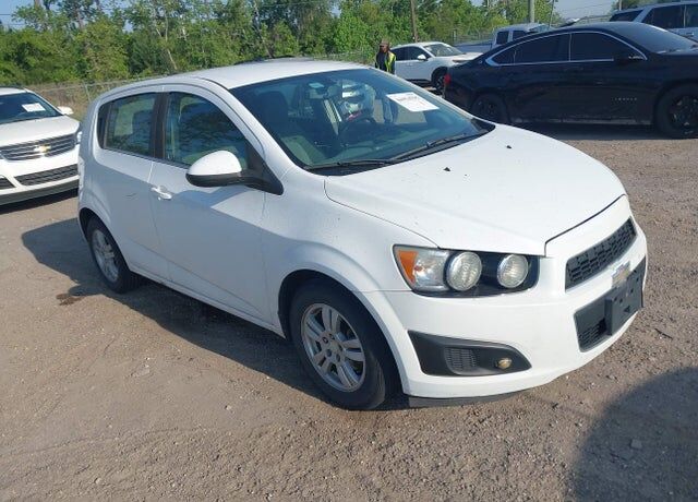 2016 CHEVROLET Sonic