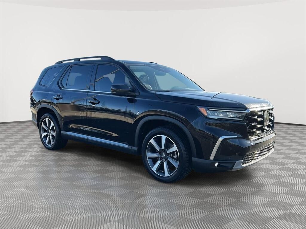 2023 HONDA Pilot