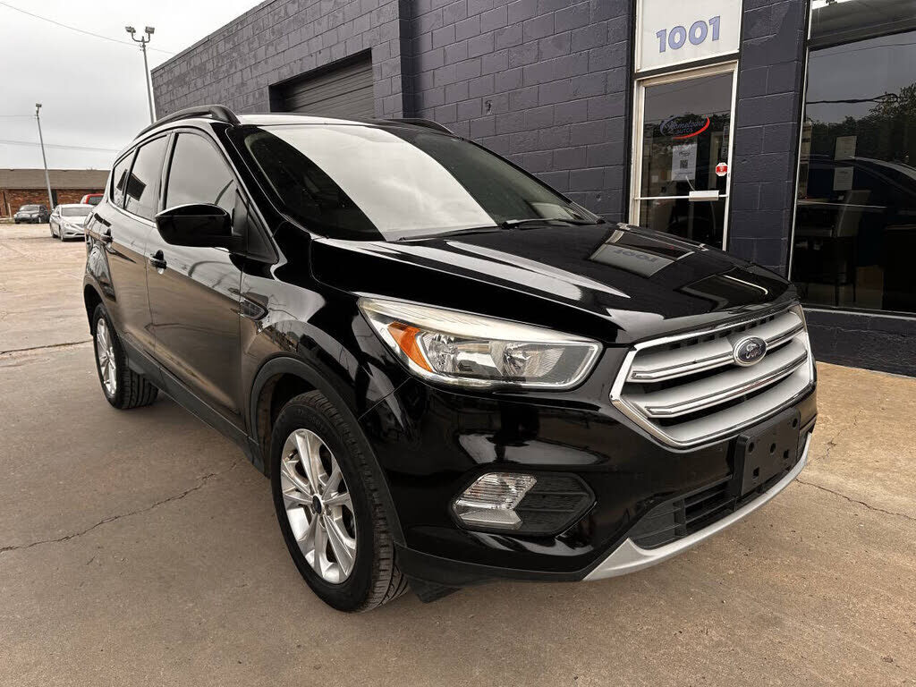 2018 FORD Escape