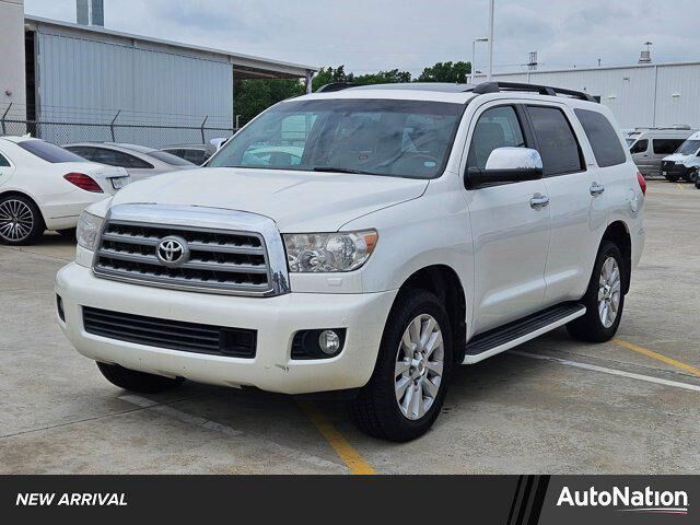 2013 TOYOTA Sequoia