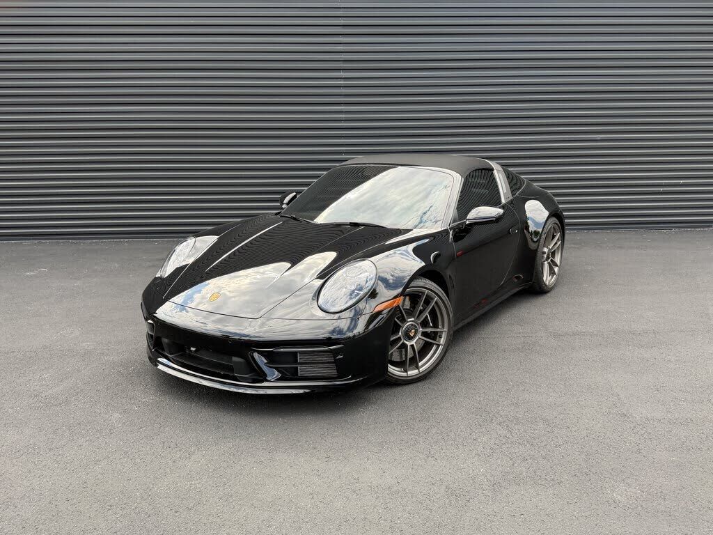 2024 PORSCHE 911