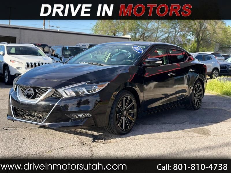 2017 NISSAN Maxima