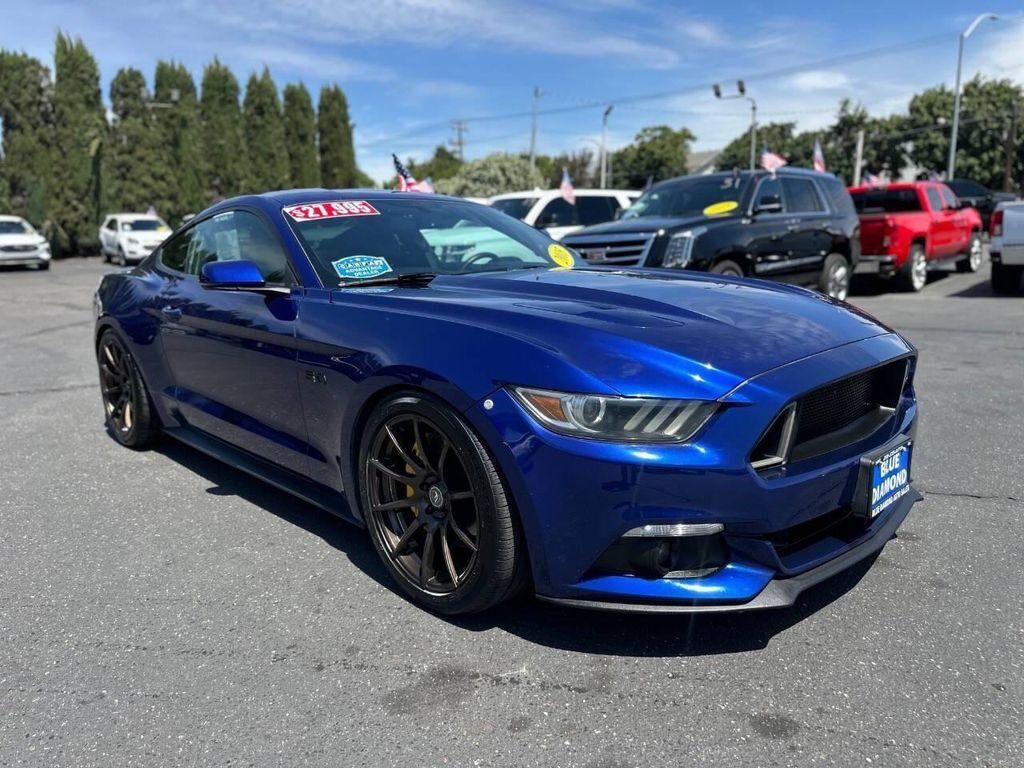 2015 FORD Mustang