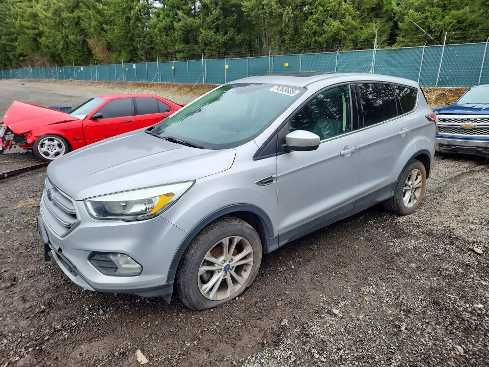 2017 FORD Escape
