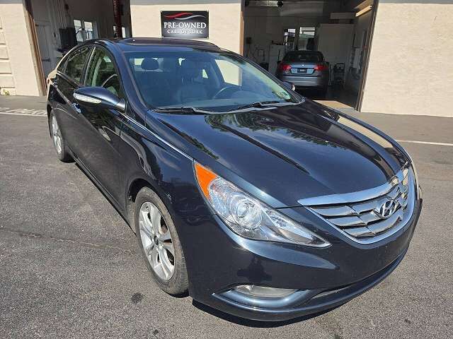 2011 HYUNDAI Sonata