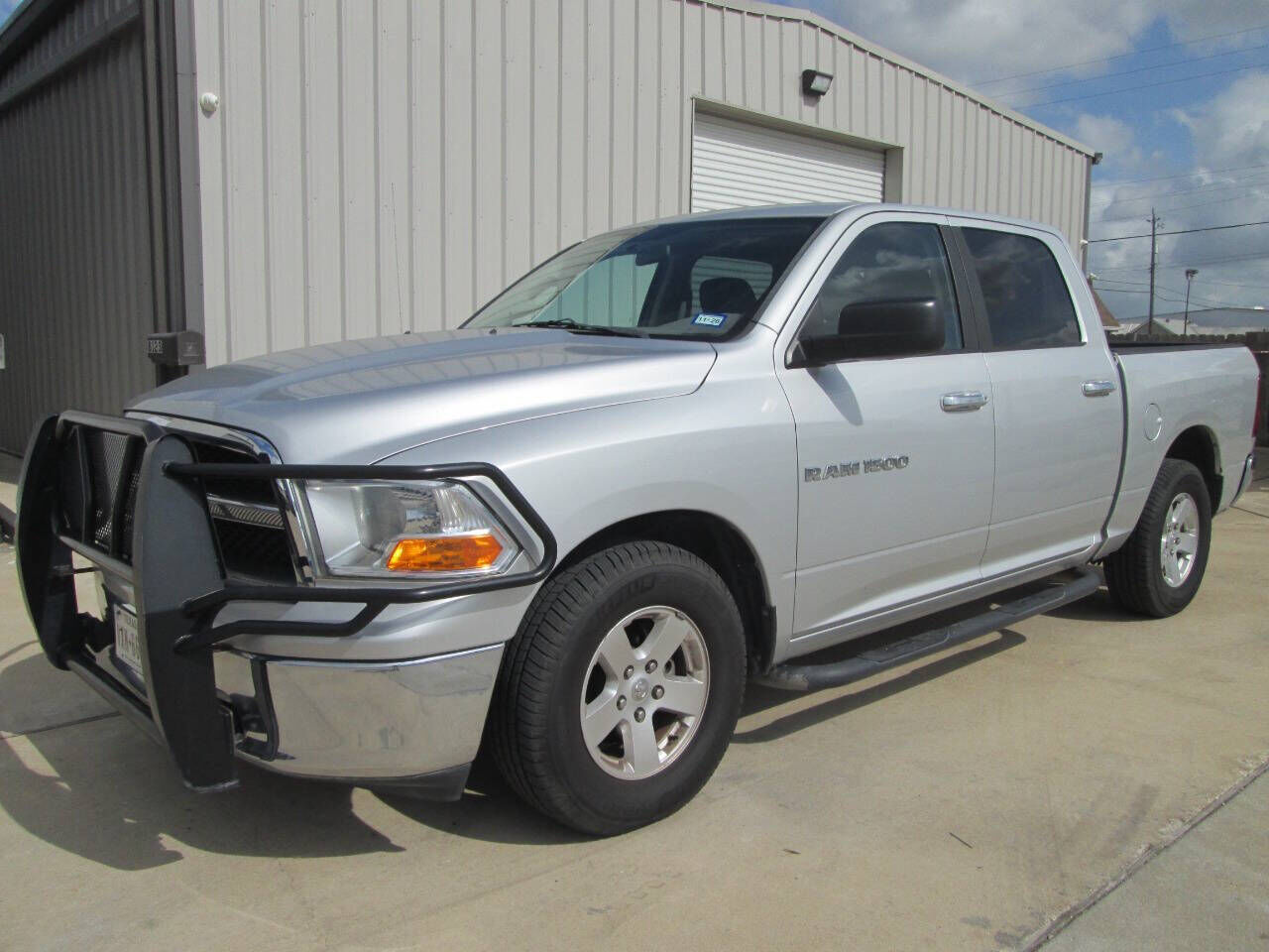 2011 DODGE Ram