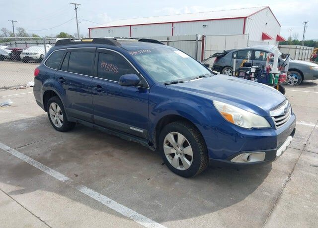 2011 SUBARU Outback