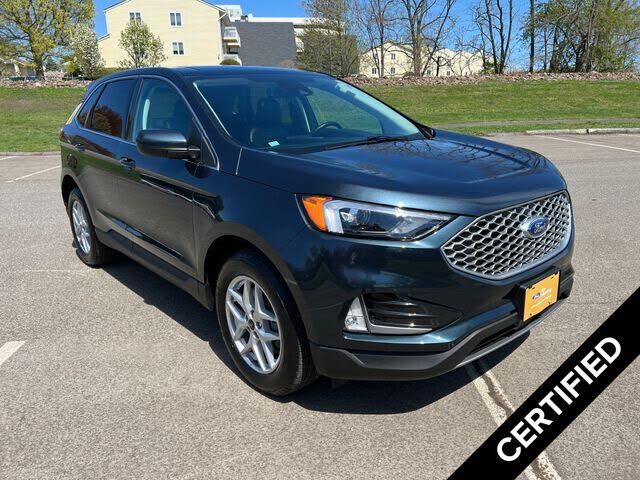 2023 FORD Edge