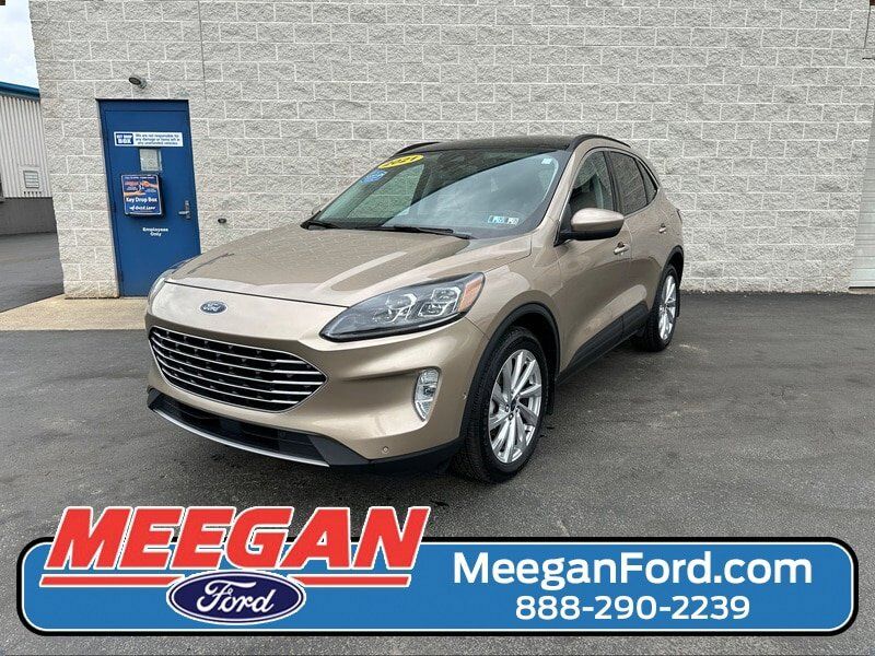 2021 FORD Escape