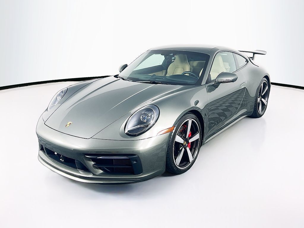 2024 PORSCHE 911