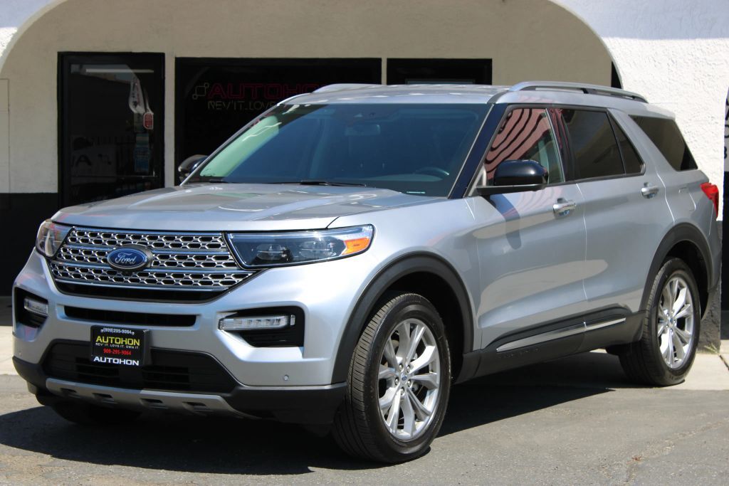 2023 FORD Explorer