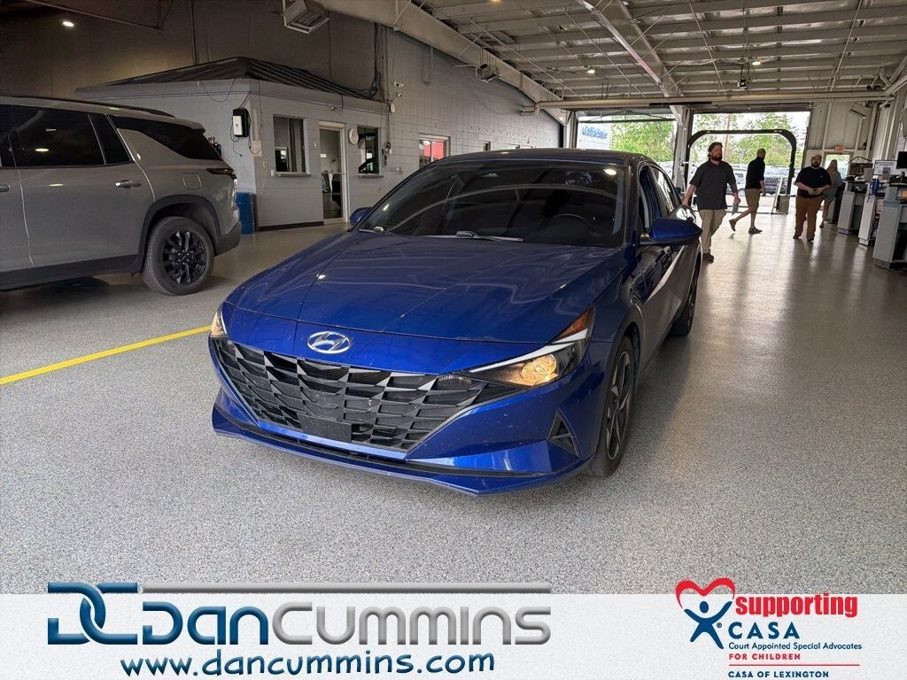 2023 HYUNDAI Elantra