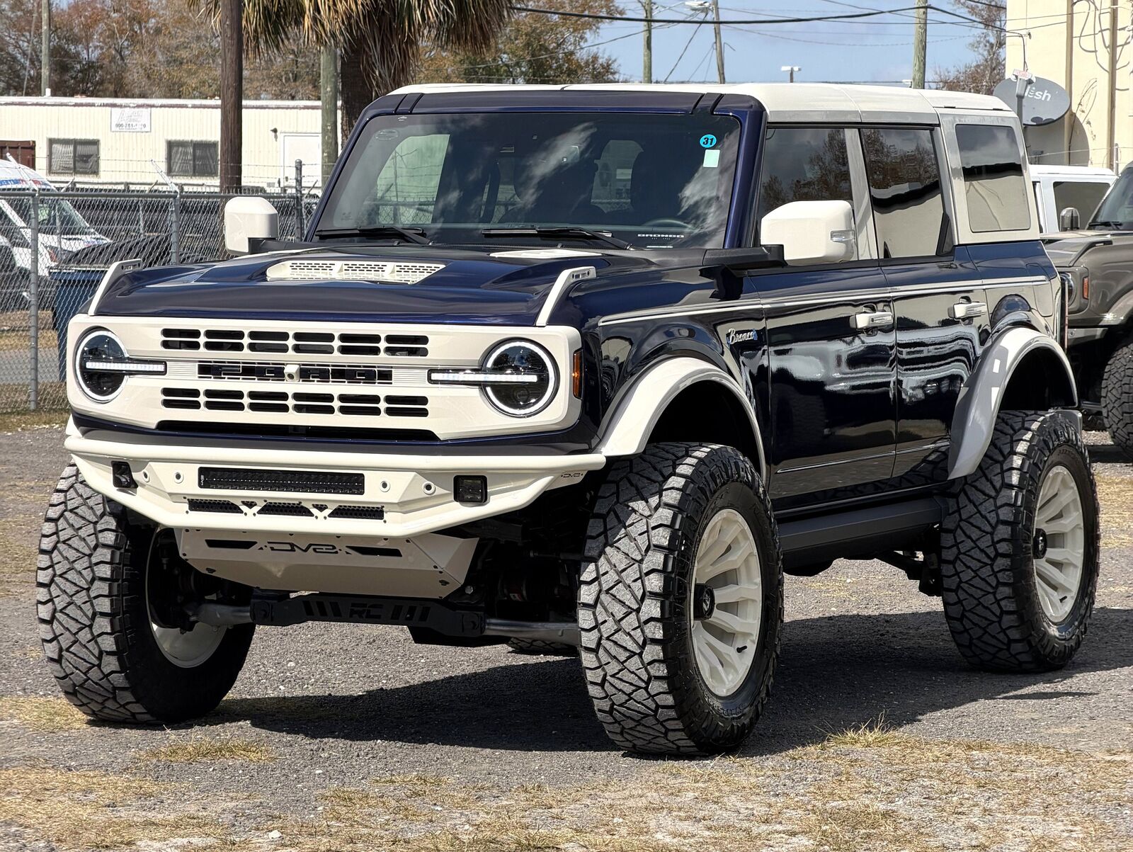 2025 FORD Bronco