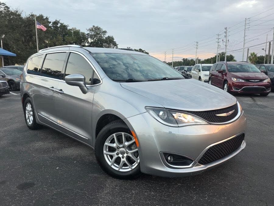 2020 CHRYSLER Pacifica