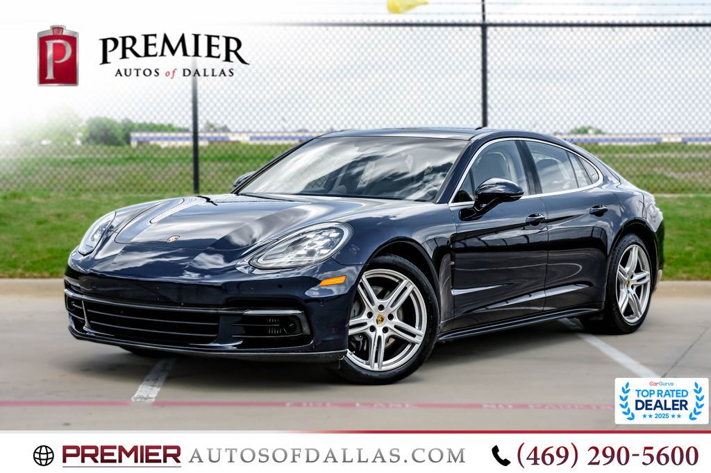 2018 PORSCHE Panamera