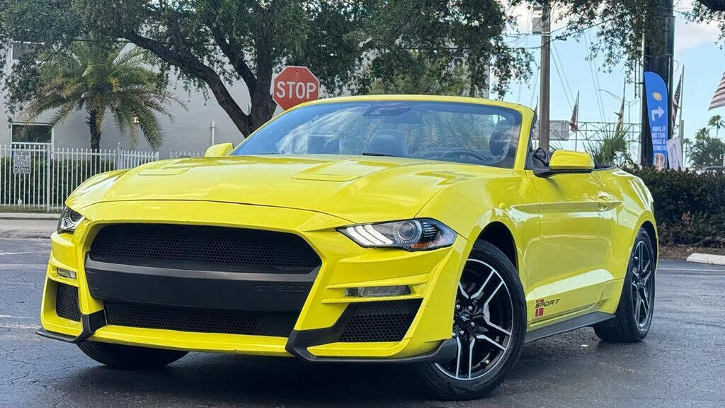 2021 FORD Mustang