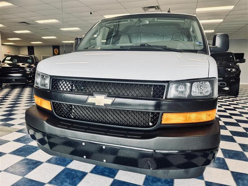 2021 CHEVROLET Express