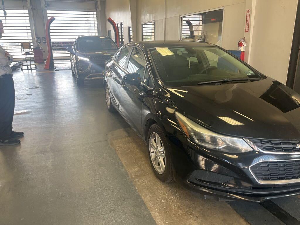 2017 CHEVROLET Cruze