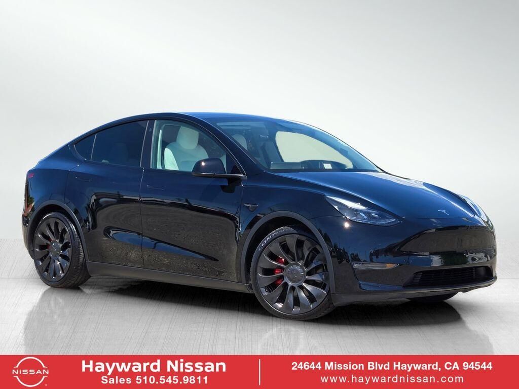 2022 TESLA Model Y