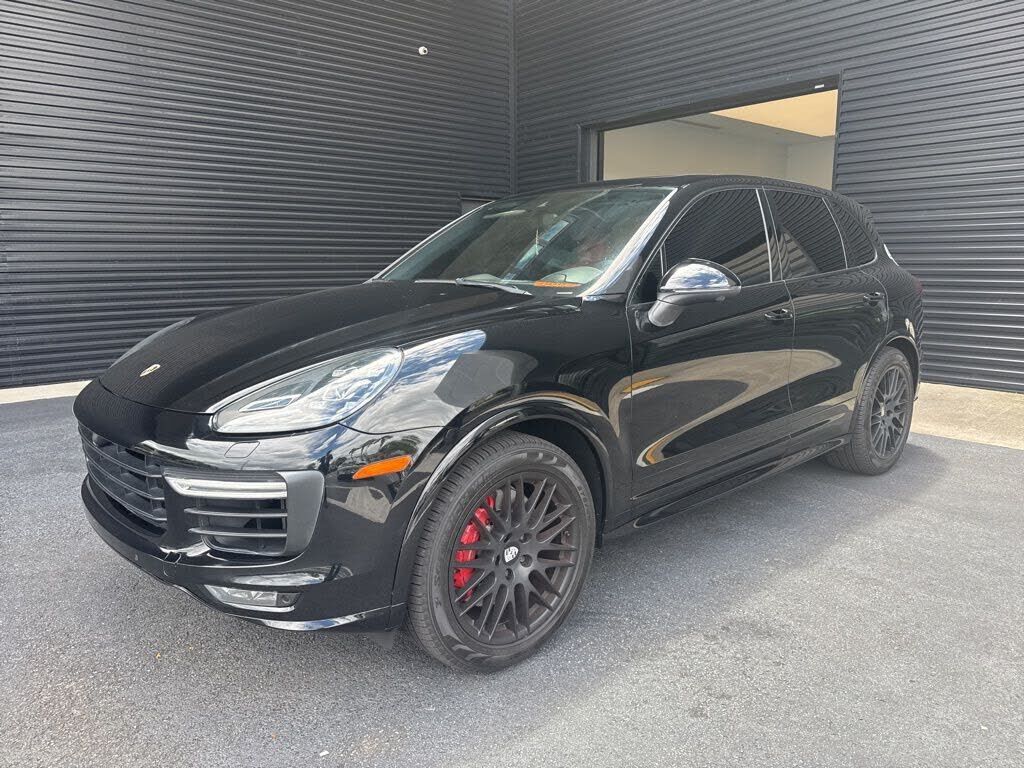 2016 PORSCHE Cayenne