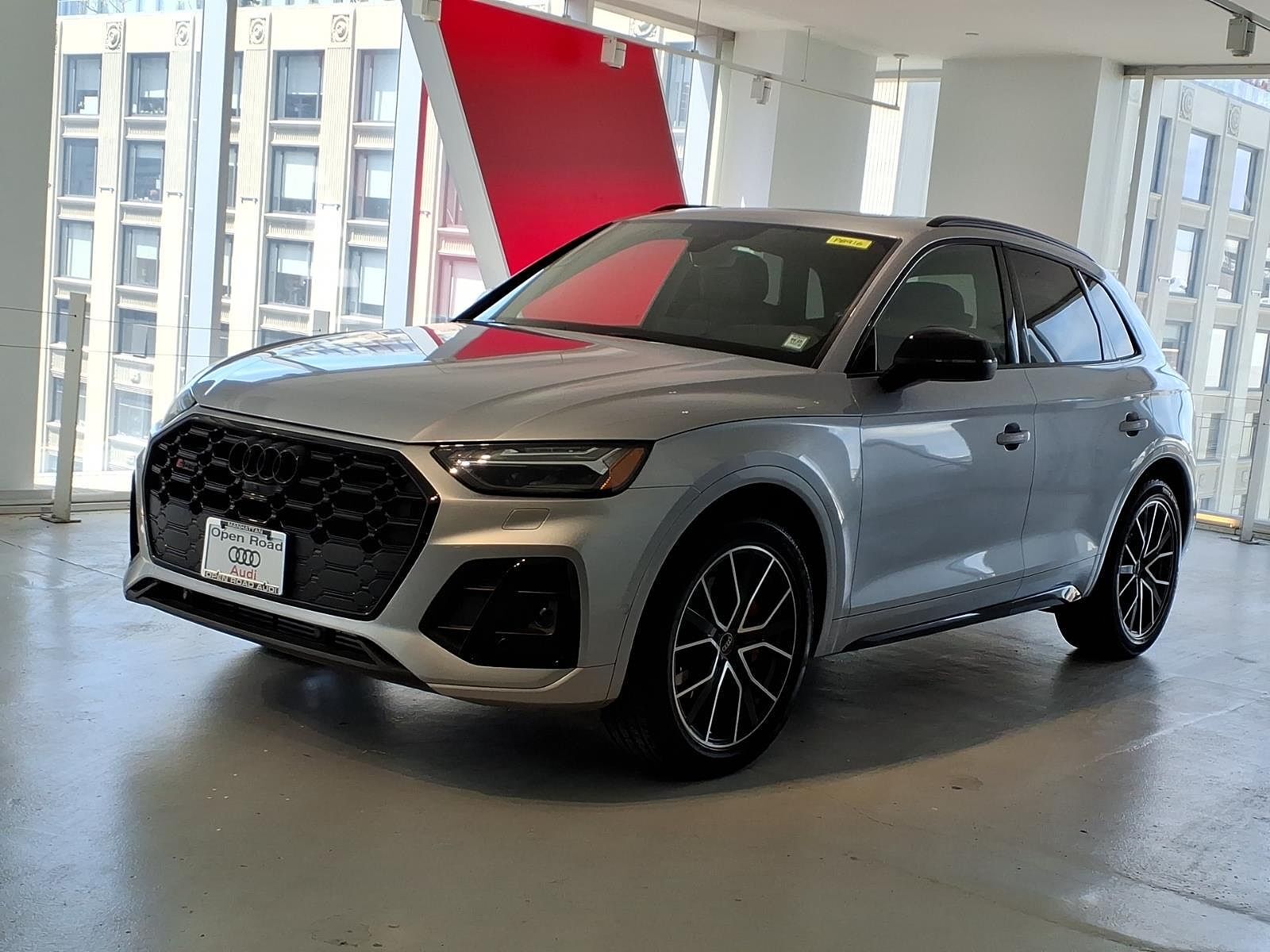 2023 AUDI SQ5