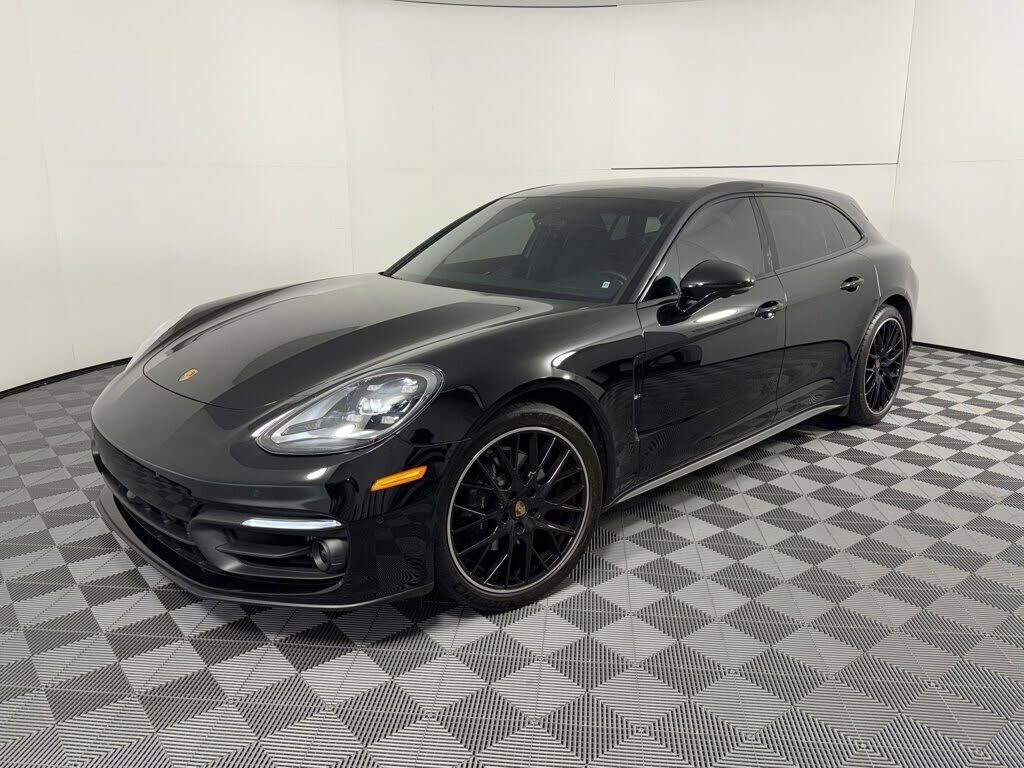 2023 PORSCHE Panamera