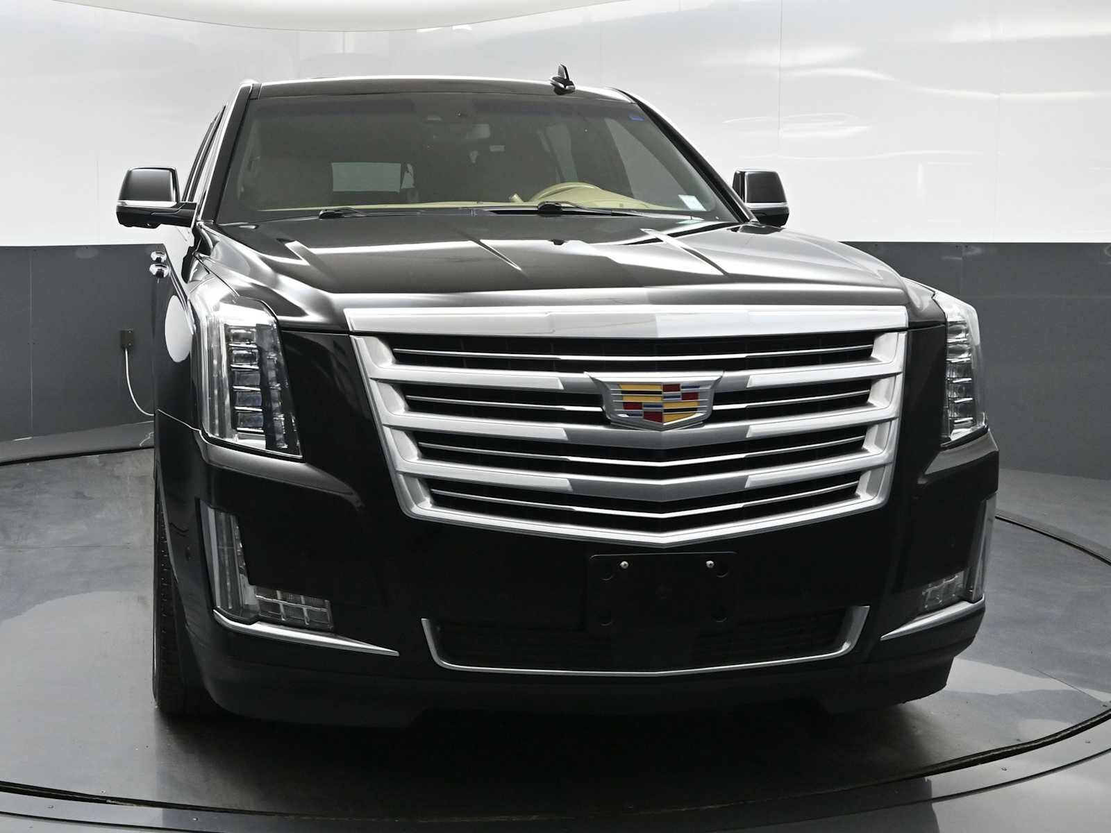 2019 CADILLAC Escalade ESV