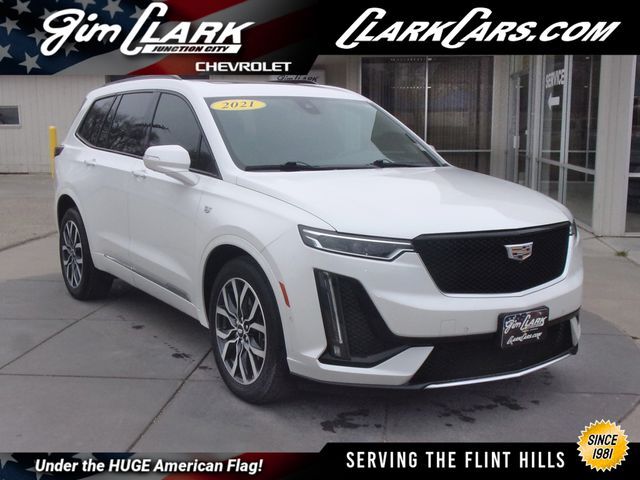 2021 CADILLAC XT6