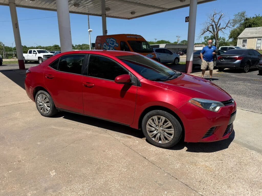 2016 TOYOTA Corolla