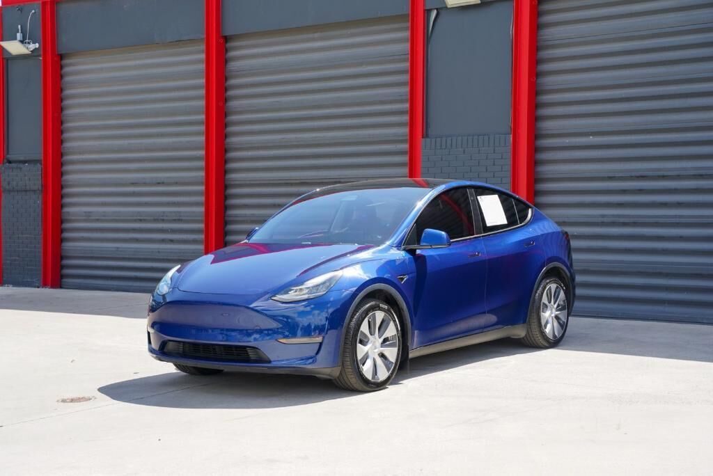 2020 TESLA Model Y