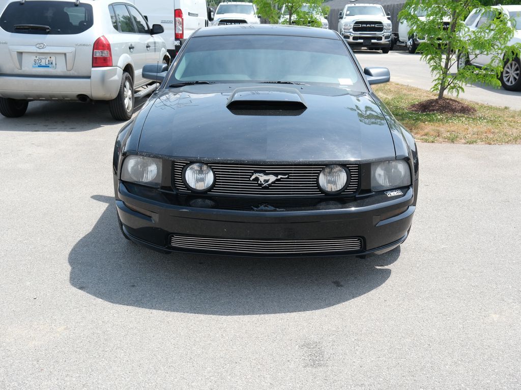 2005 FORD Mustang
