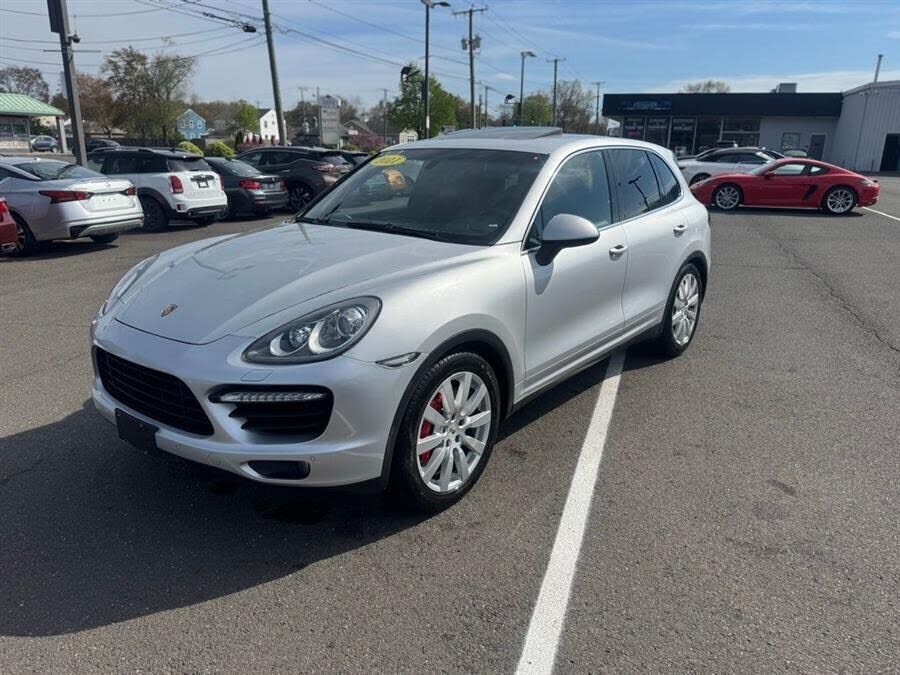 2011 PORSCHE Cayenne