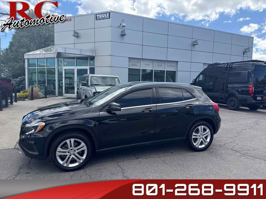 2017 MERCEDES-BENZ GLA-Class