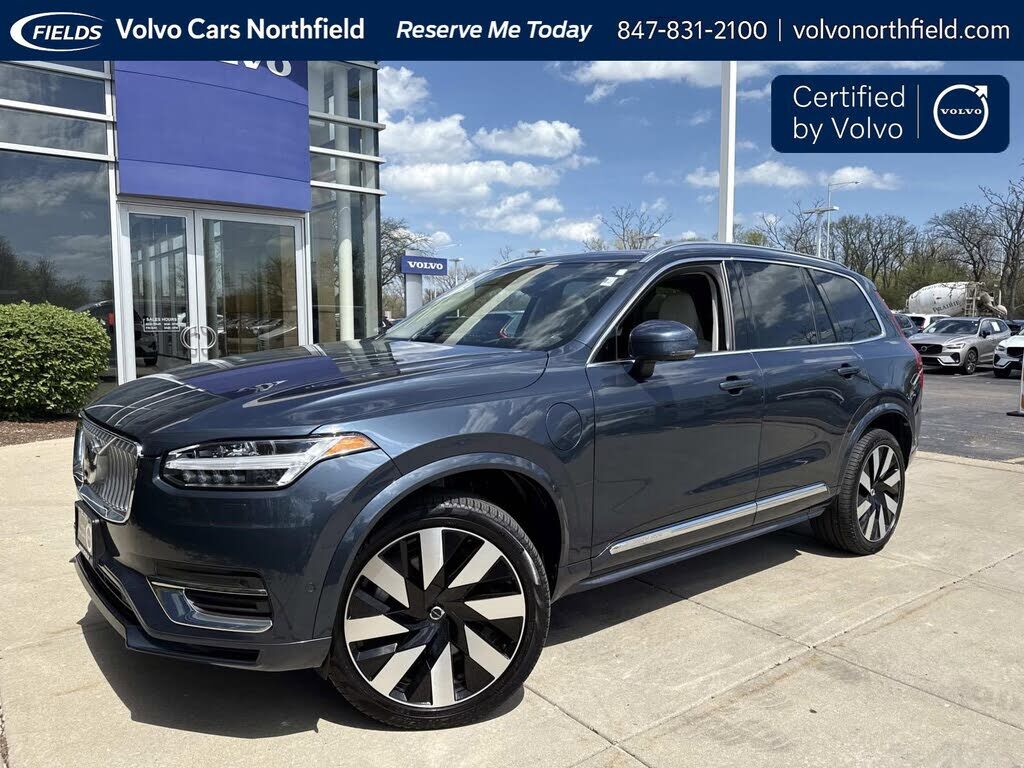 2024 VOLVO XC90