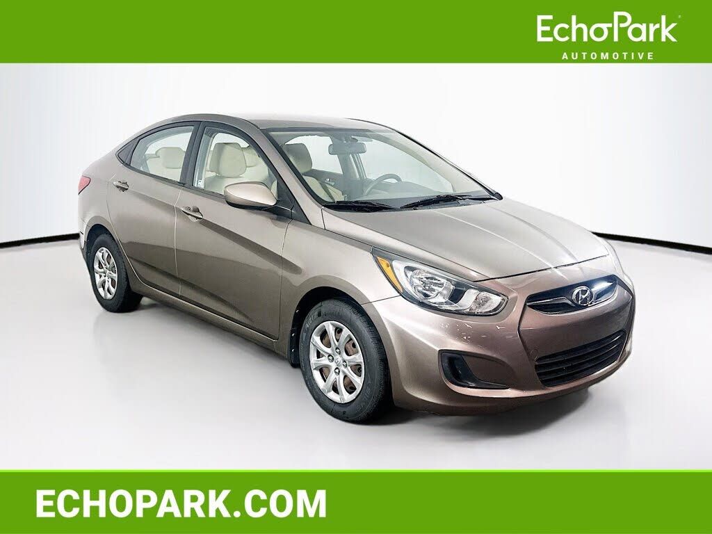 2012 HYUNDAI Accent