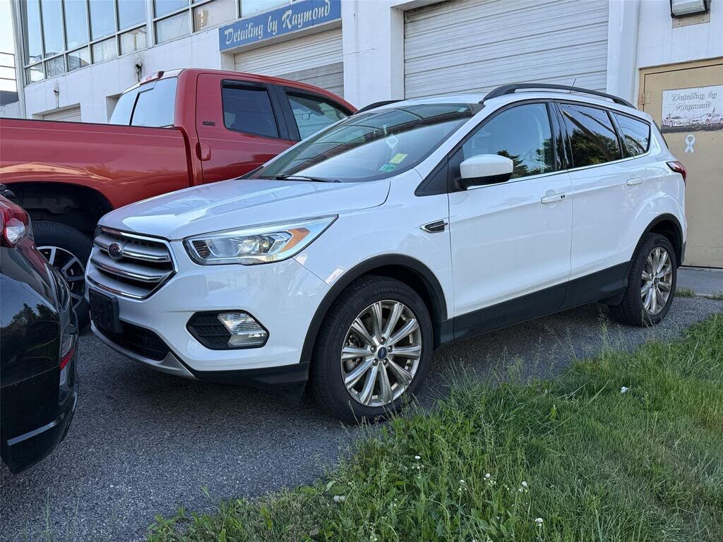 2019 FORD Escape