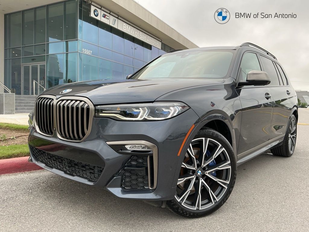 2022 BMW X7